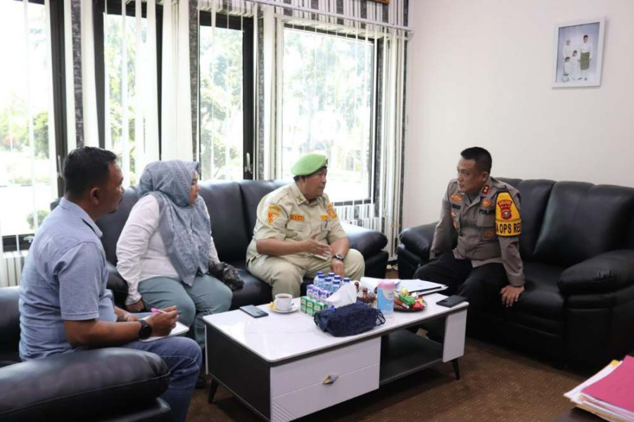 Kapolres Rohil Sampaikan Pesan Pilkada Damai Bersama Ketua Ormas Pemuda Panca Marga