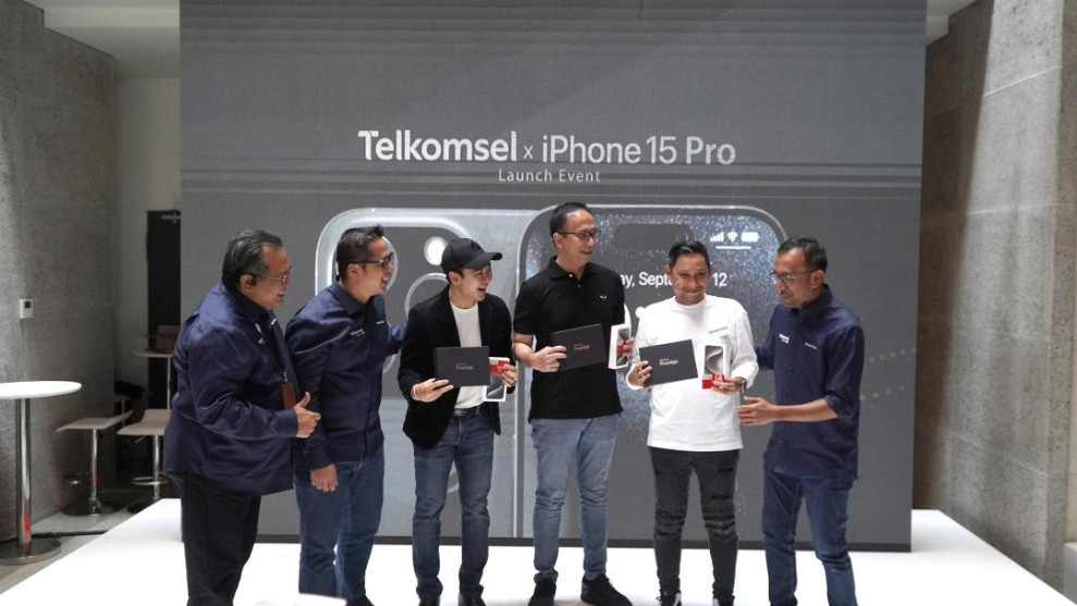 Lineup iPhone 15 dan iPhone 15 Pro Kini Tersedia di Telkomsel TShop