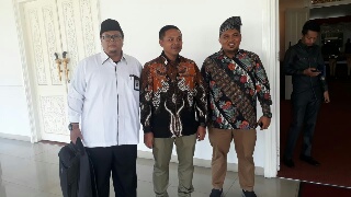 Abdul Wahid Rencanakan Pertemuan dengan Gubri Hari ini